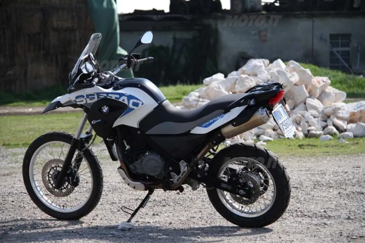 BMW G 650 GS  Sertão   (37)