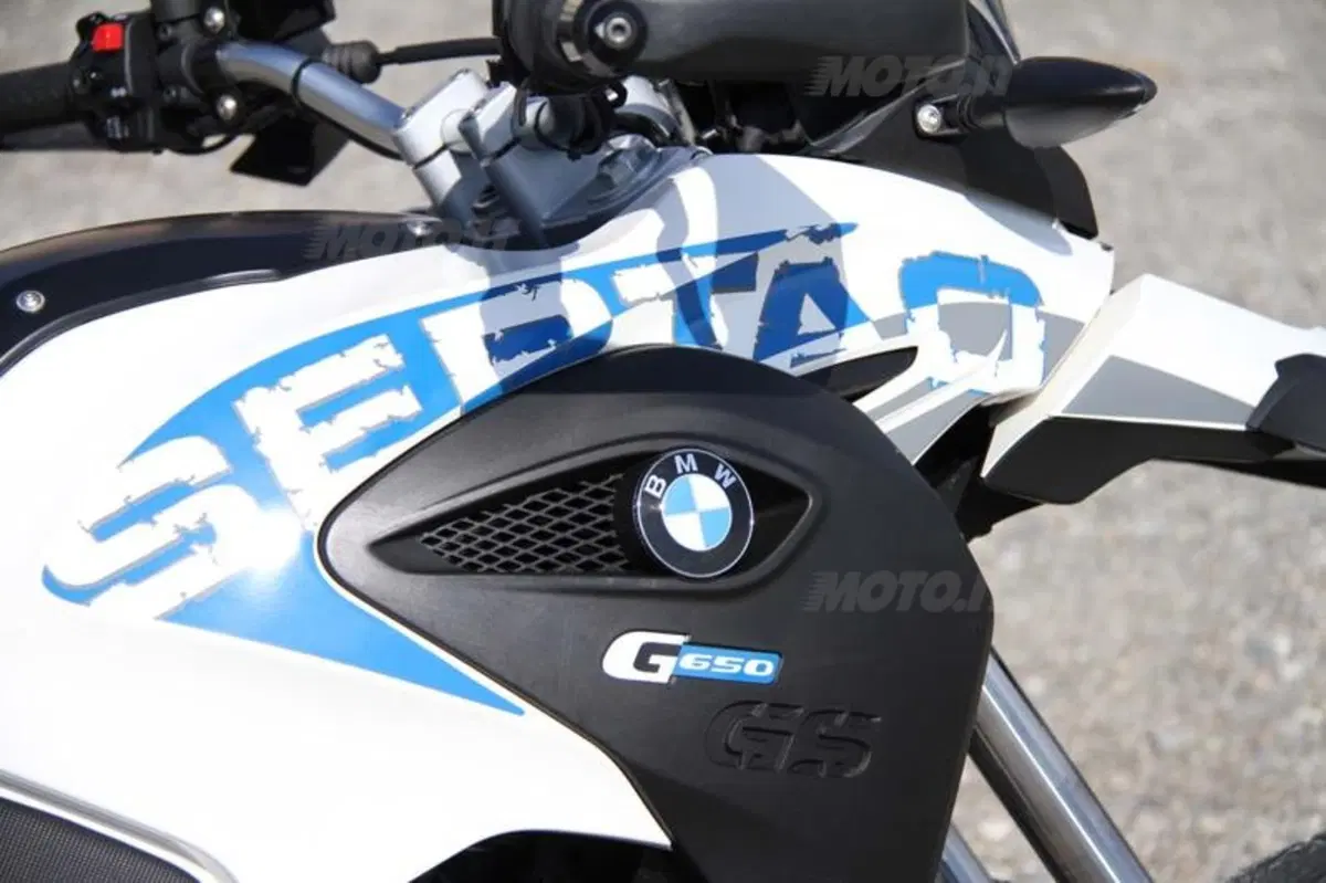 BMW G 650 GS  Sertão   (51)