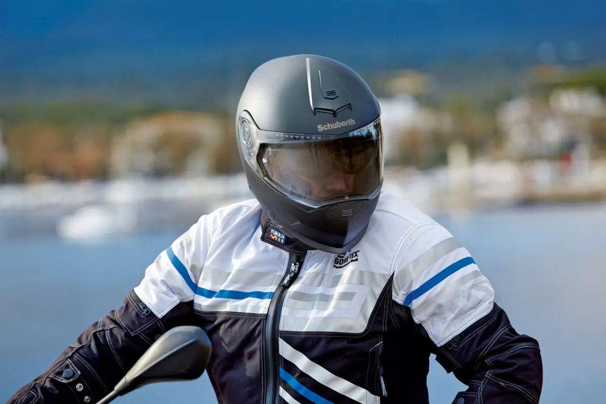Casco integrale Schuberth S2: su le antenne! (33)