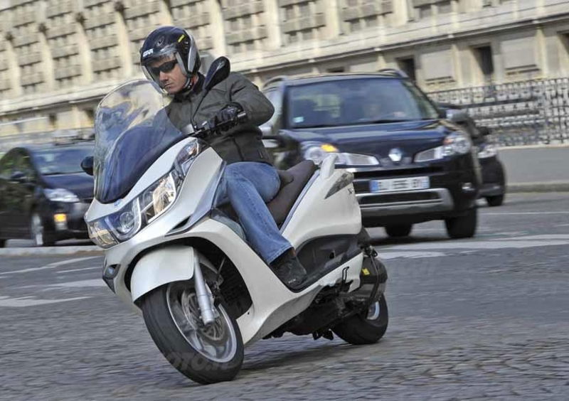 Piaggio X10 350 Executive  