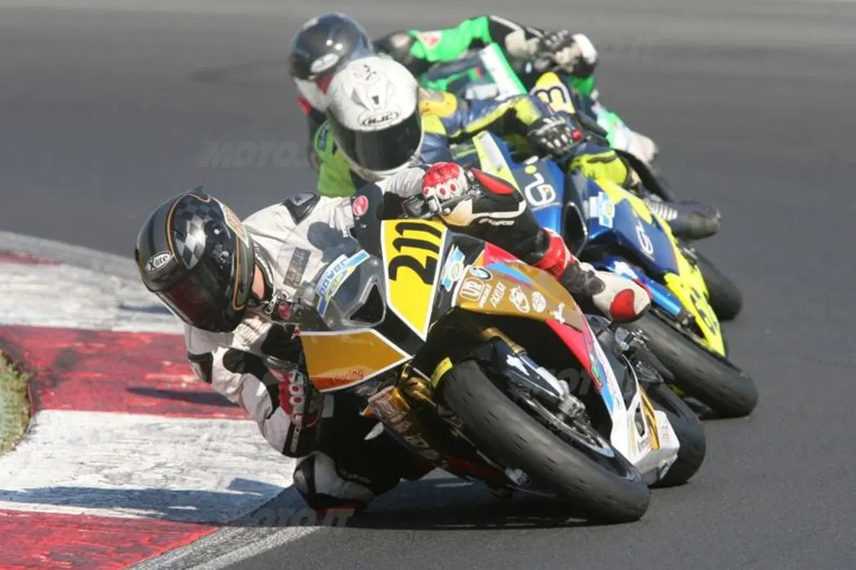 Prende il via a Misano la Michelin Power Cup 2012