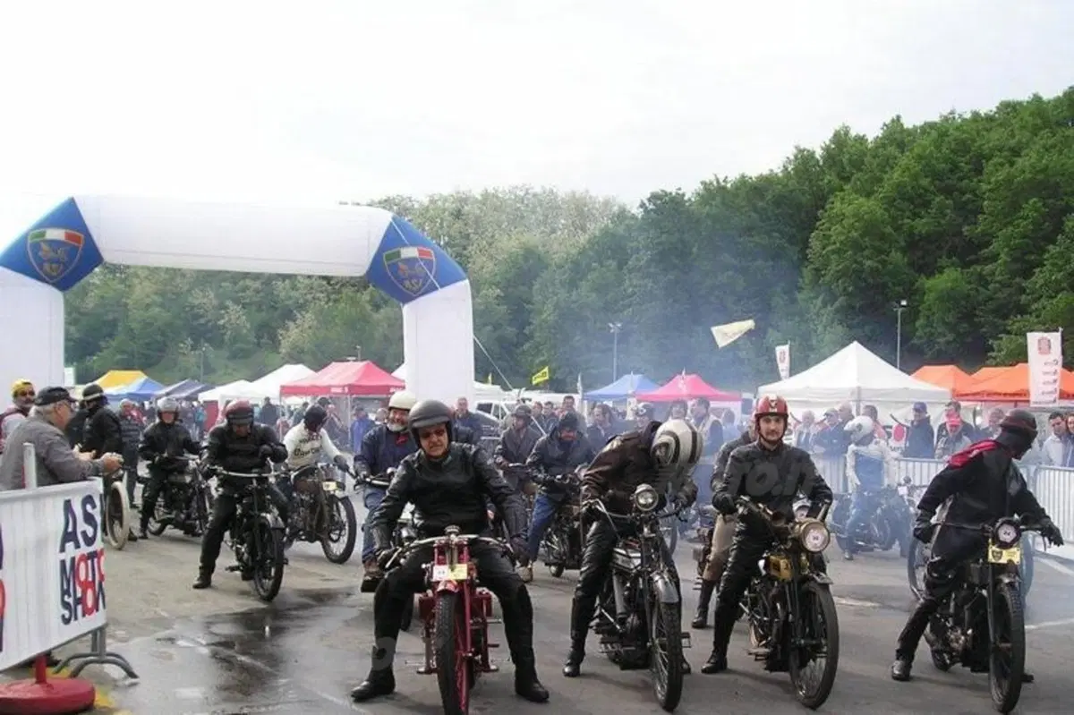 Phil Read a Varano de’ Melegari per ASIMotoshow (3)
