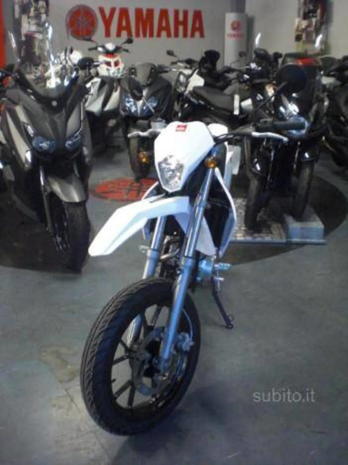 Rieju Marathon 125 Motard A.C. (2011 - 17) (3)