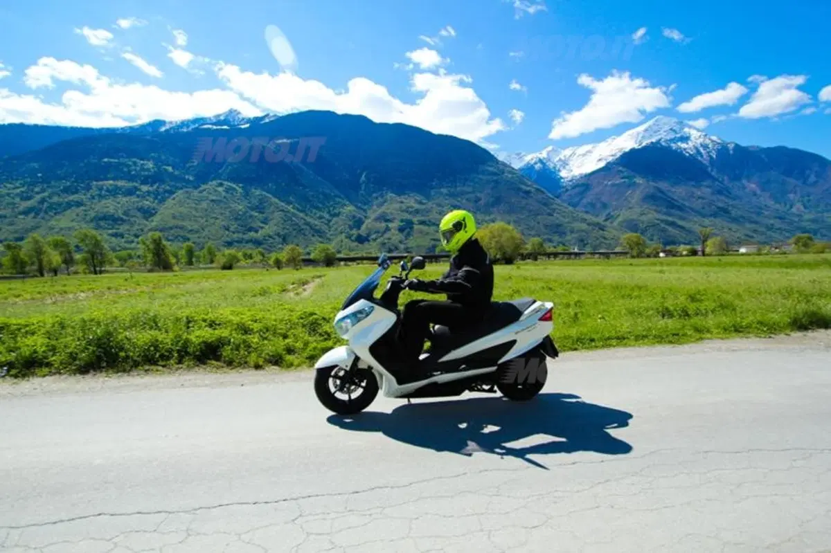 Test pneumatici. Michelin Power Pure SC