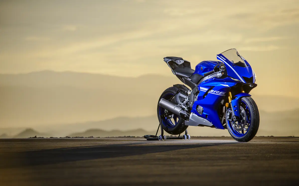 Yamaha YZF-R6 2017 (15)