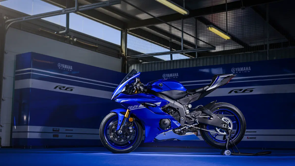 Yamaha YZF-R6 2017 (23)