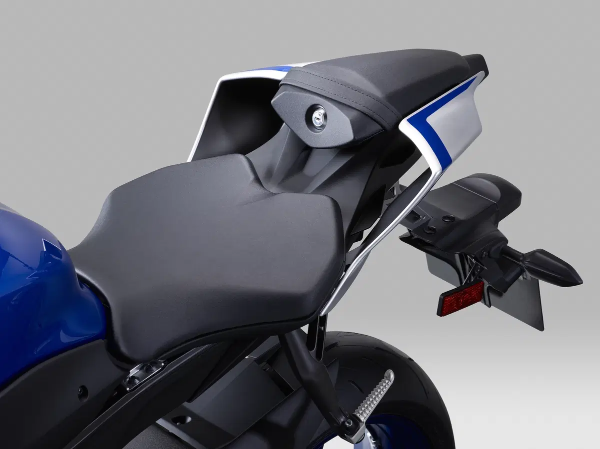 Yamaha YZF-R6 2017 (24)