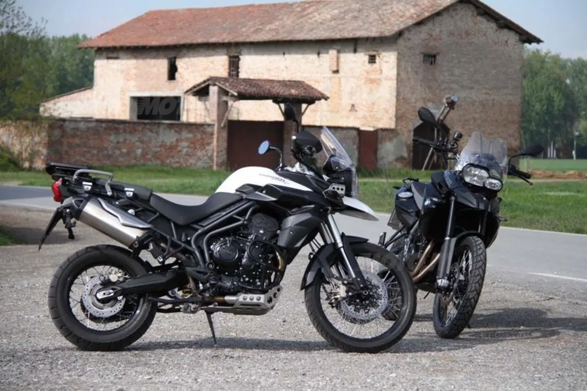 BMW F 800 GS versus Triumph Tiger 800 XC  (27)