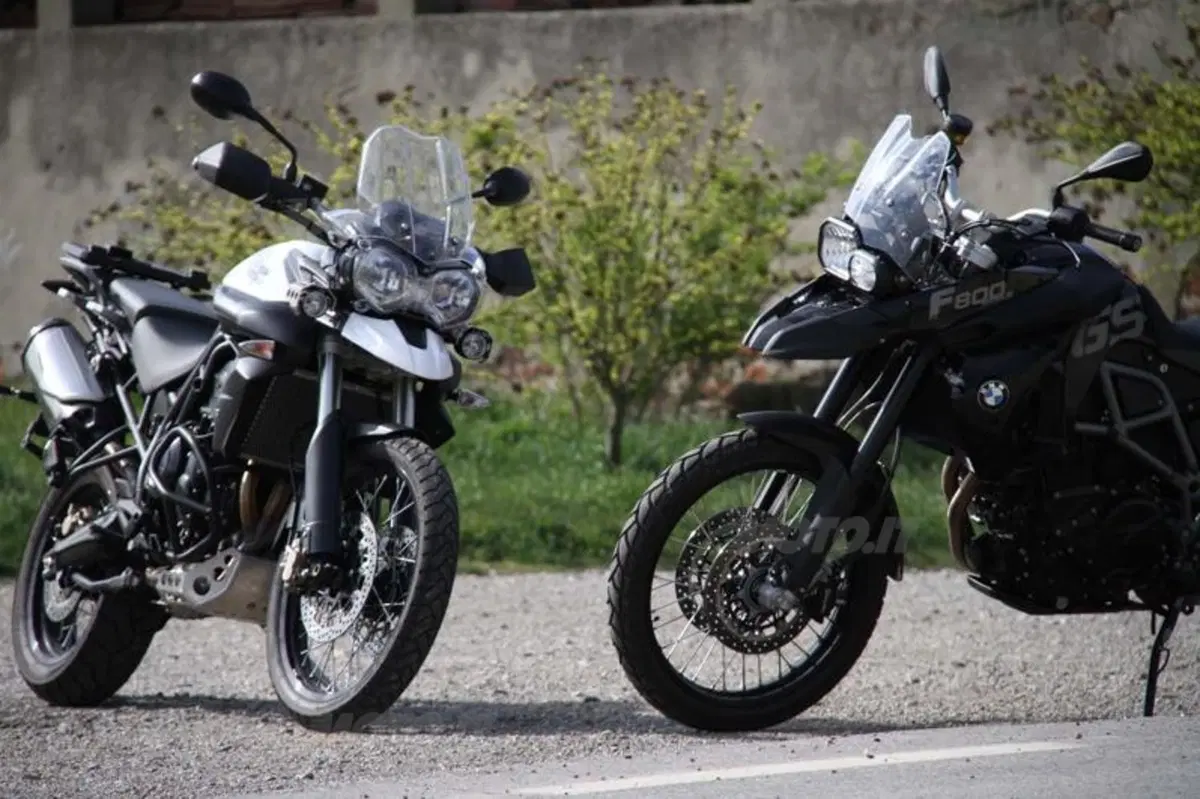 BMW F 800 GS versus Triumph Tiger 800 XC  (30)