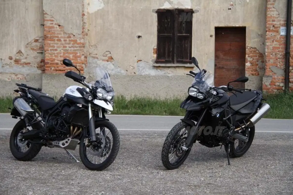 BMW F 800 GS versus Triumph Tiger 800 XC  (36)