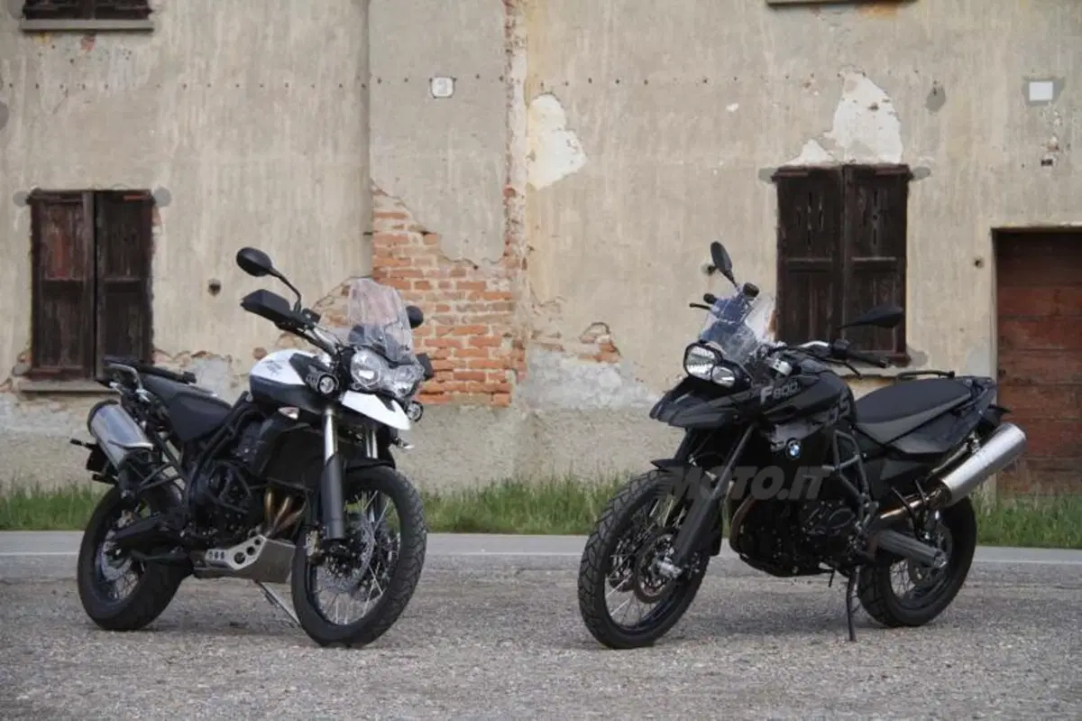 BMW F 800 GS versus Triumph Tiger 800 XC  (37)