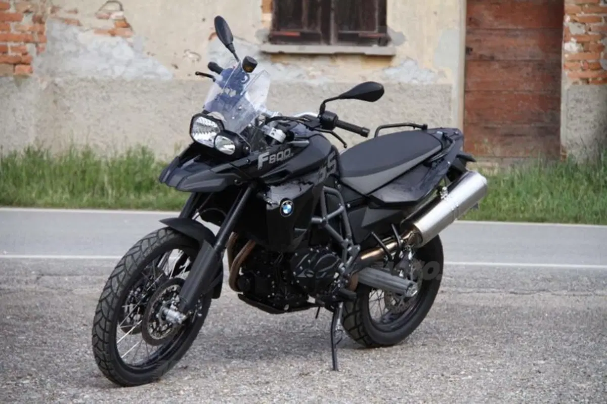 BMW F 800 GS versus Triumph Tiger 800 XC  (41)