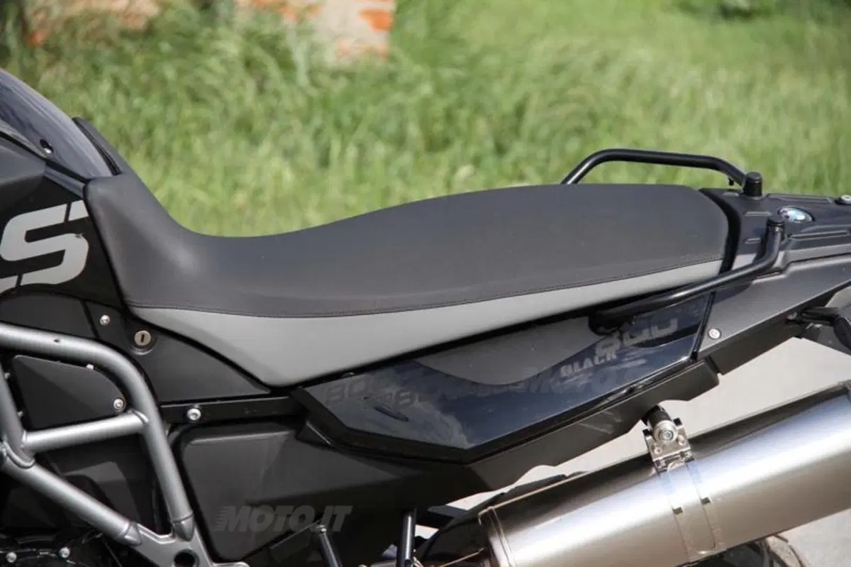 BMW F 800 GS versus Triumph Tiger 800 XC  (47)
