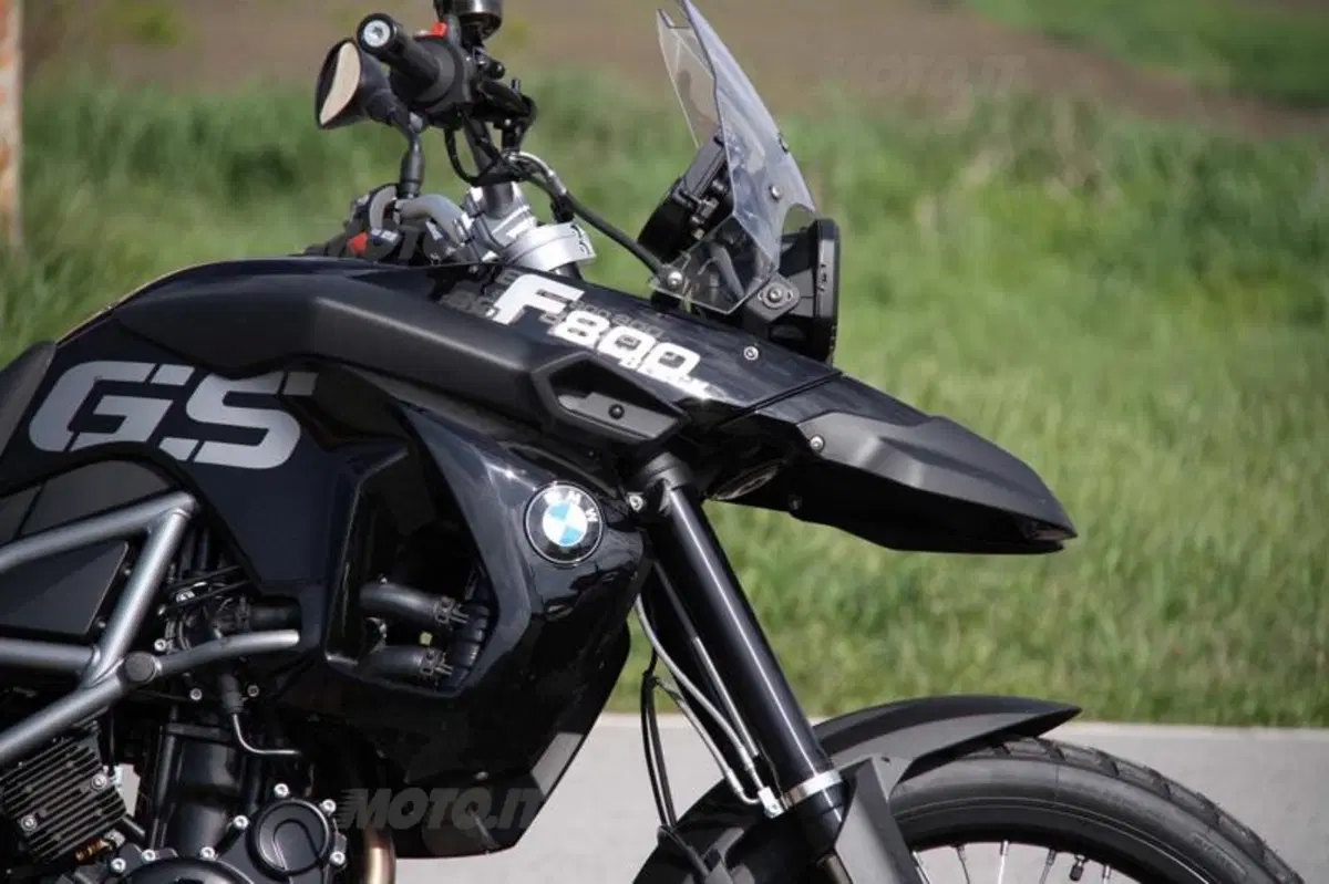 BMW F 800 GS versus Triumph Tiger 800 XC  (49)