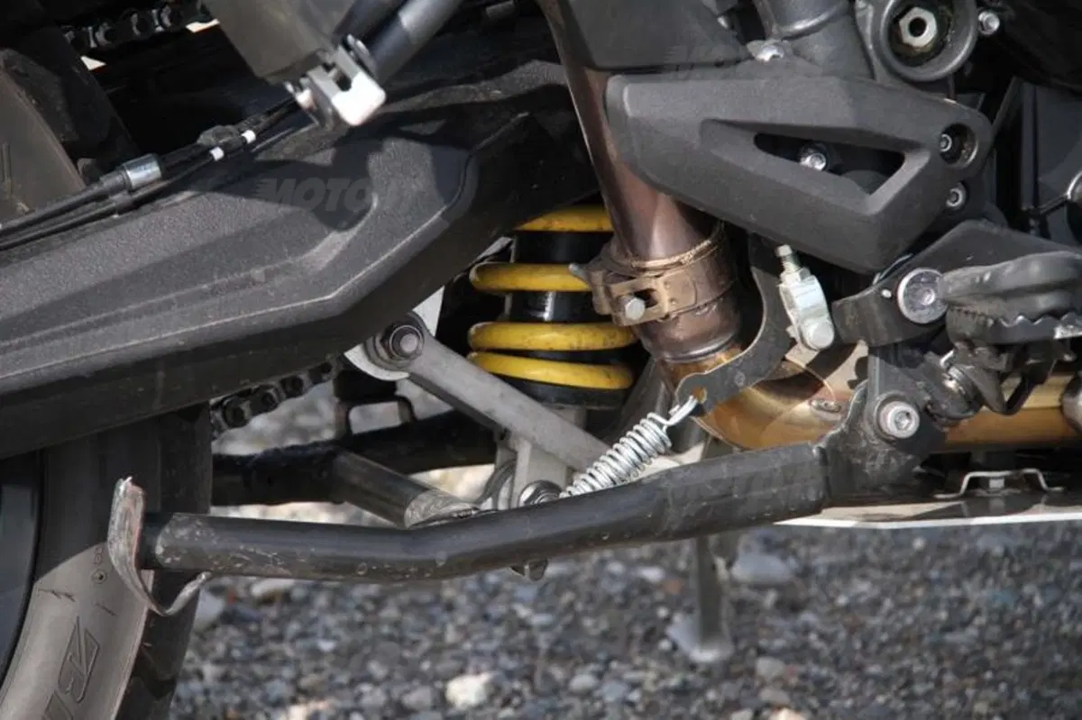 BMW F 800 GS versus Triumph Tiger 800 XC  (57)