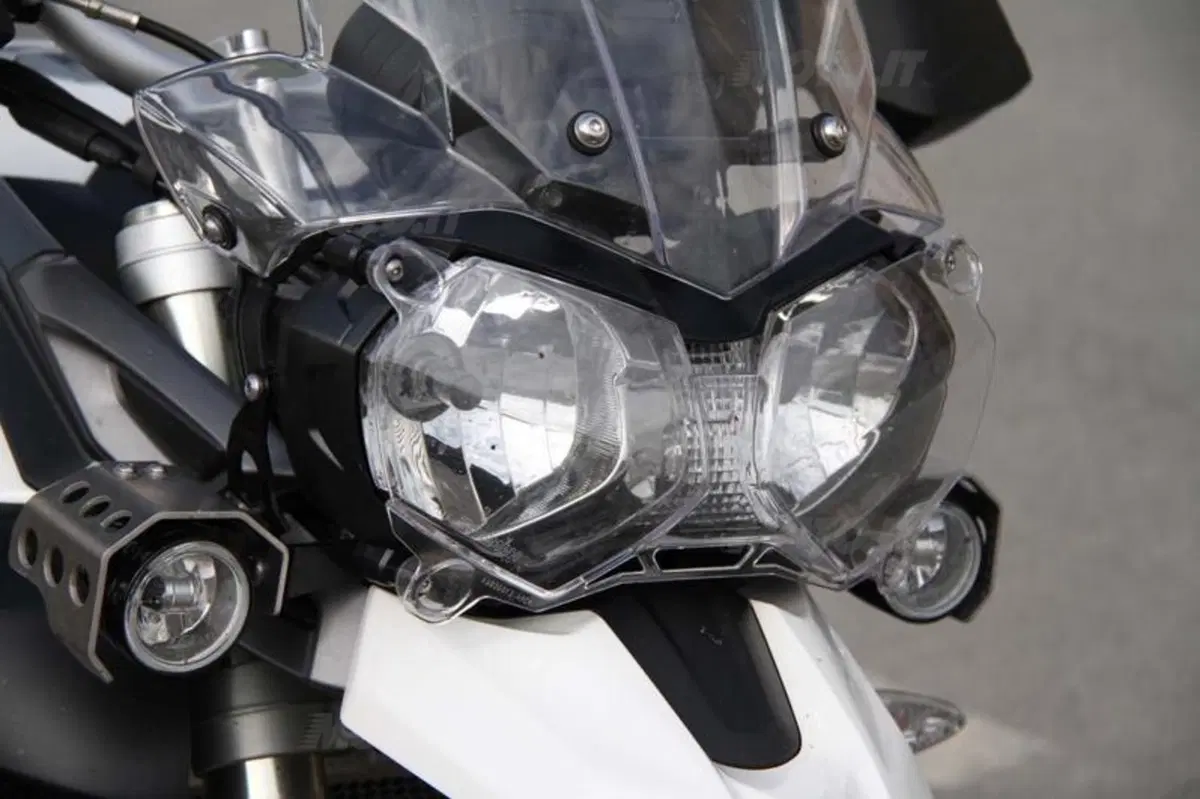 BMW F 800 GS versus Triumph Tiger 800 XC  (69)