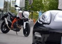 La KTM Duke 690 insieme a Un giro per la vita 2012 lungo 3.300 km