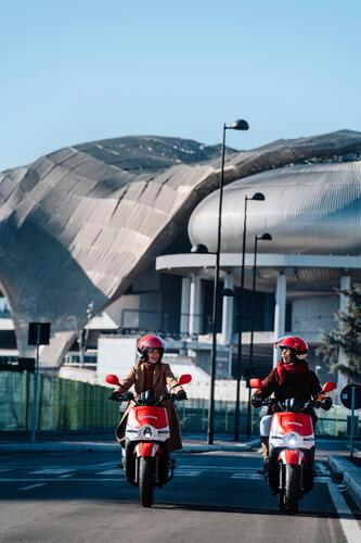 Scooter sharing. A Milano arriva Acciona (5)