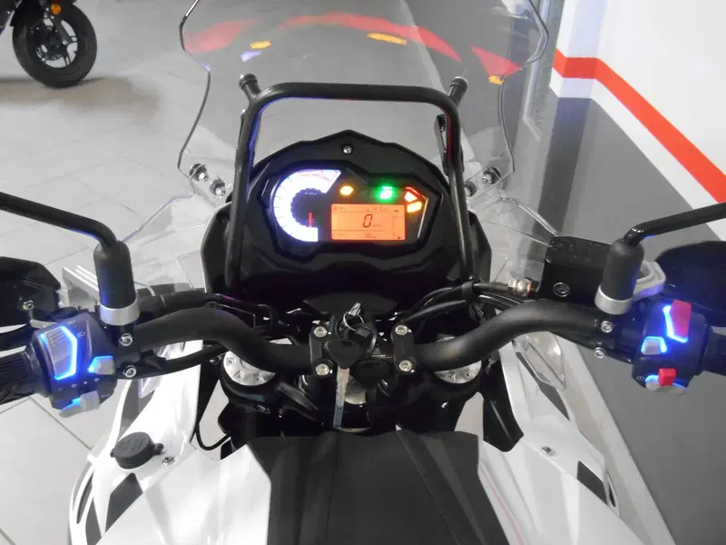 Benelli TRK 502X (2021 - 26) (5)
