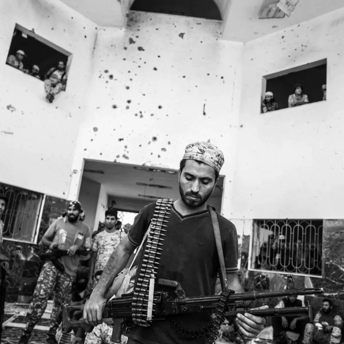 In guerra, di Gabriele Micalizzi e Moreno Pisto: professione fotoreporter (13)