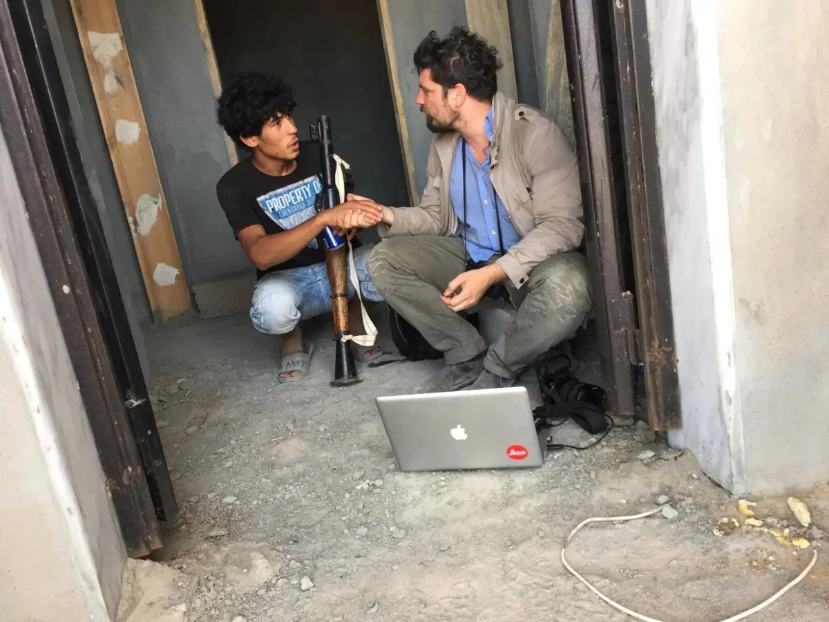 In guerra, di Gabriele Micalizzi e Moreno Pisto: professione fotoreporter (40)
