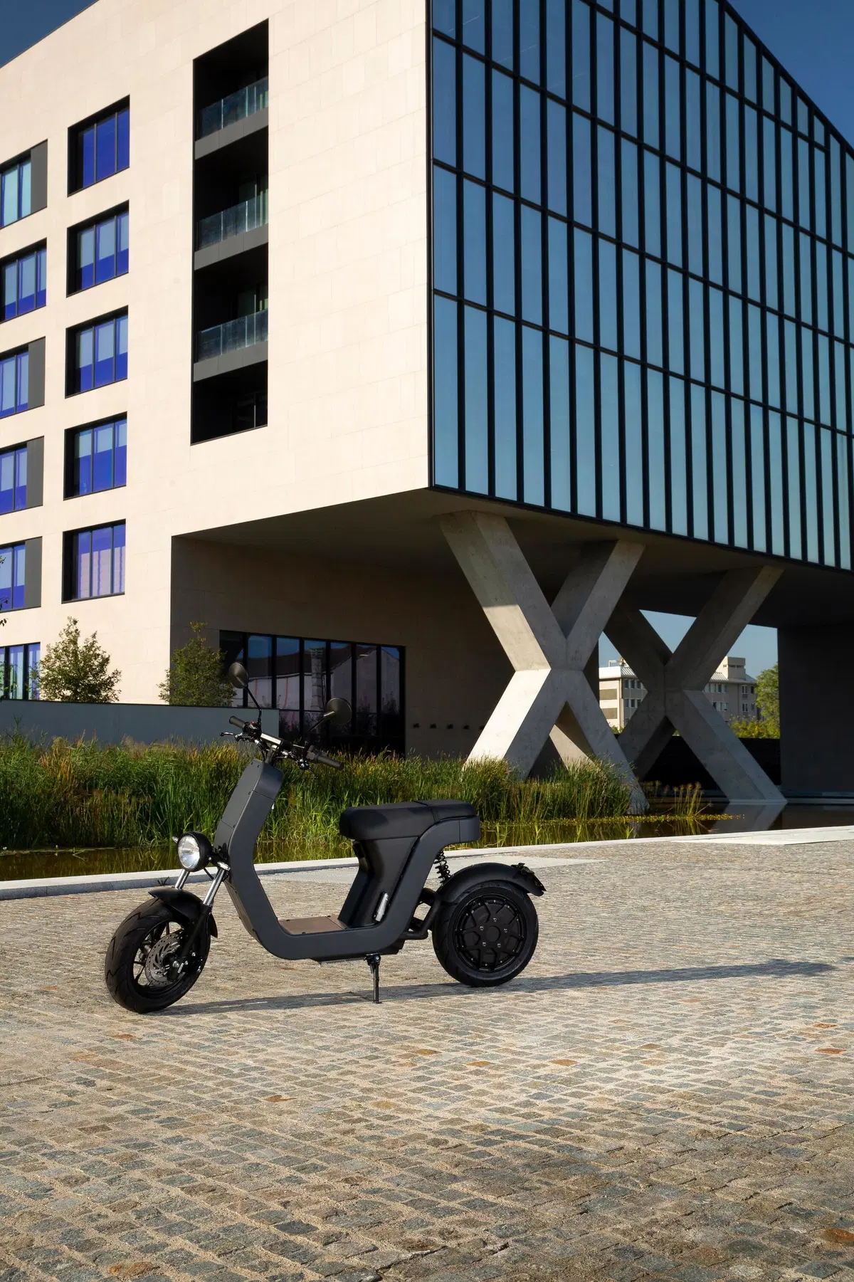 Test ME Scooter. Elettrico, bello e divertente (7)