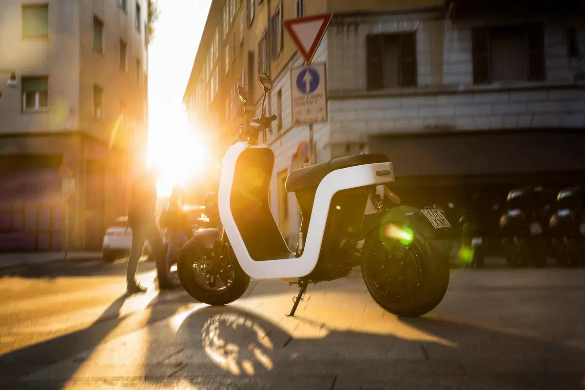 Test ME Scooter. Elettrico, bello e divertente