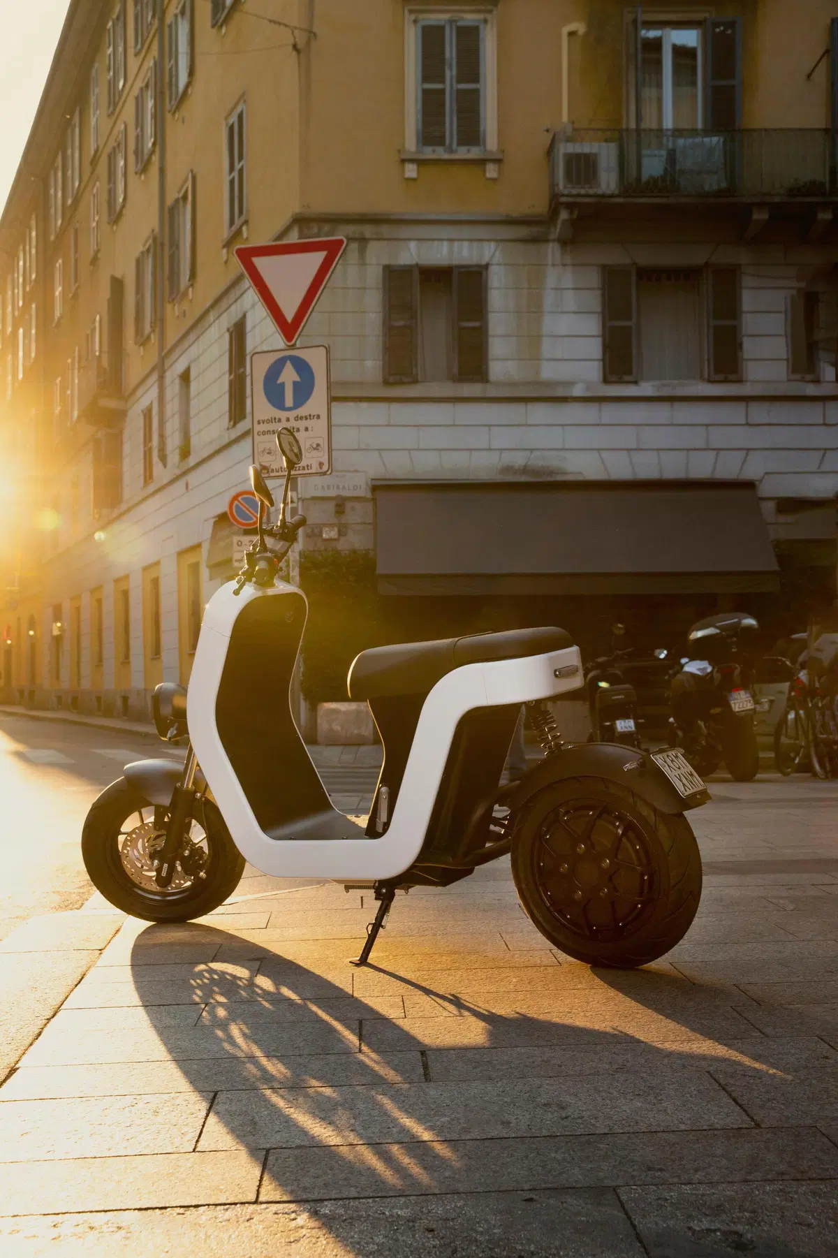 Test ME Scooter. Elettrico, bello e divertente (14)