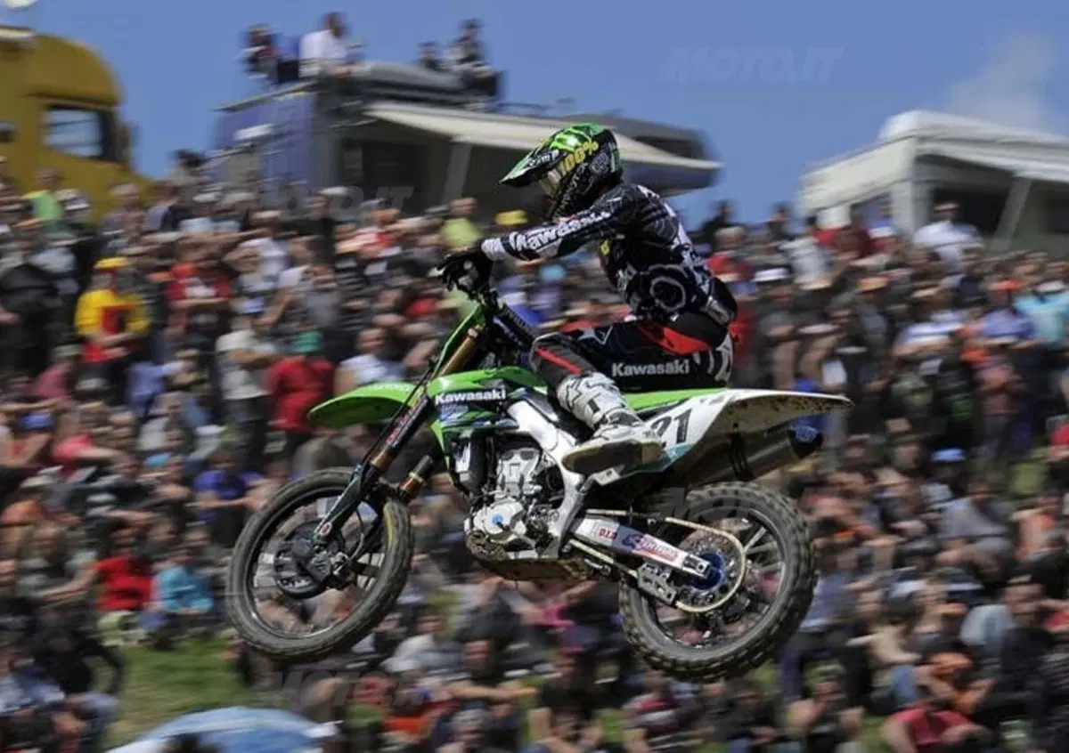 Motocross Dunlop trionfa a Sevlievo con Paulin