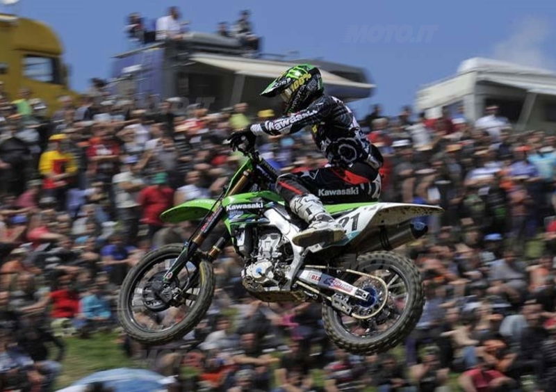 Motocross Dunlop trionfa a Sevlievo con Paulin