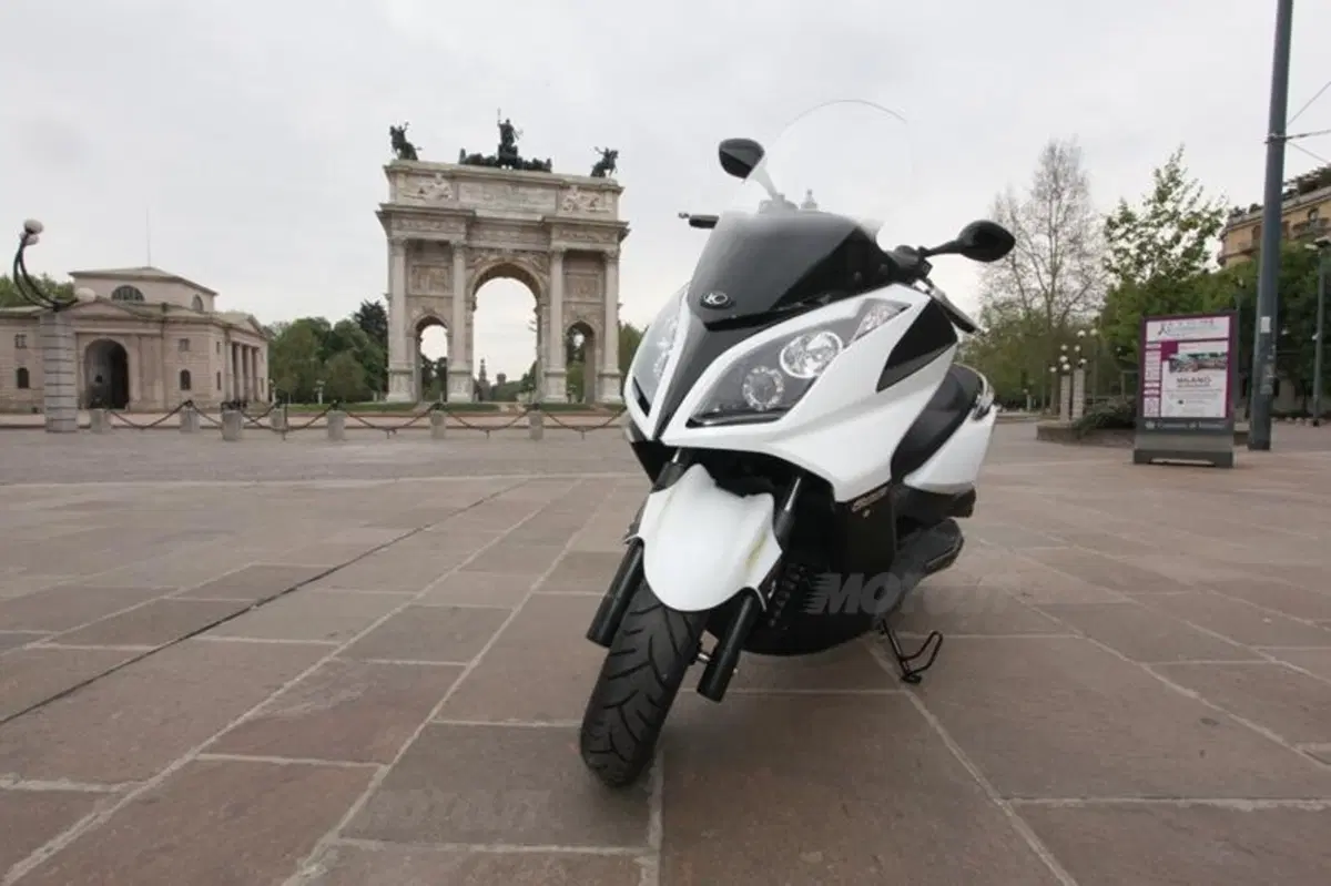 Test pneumatici. Dunlop ScootSmart (24)