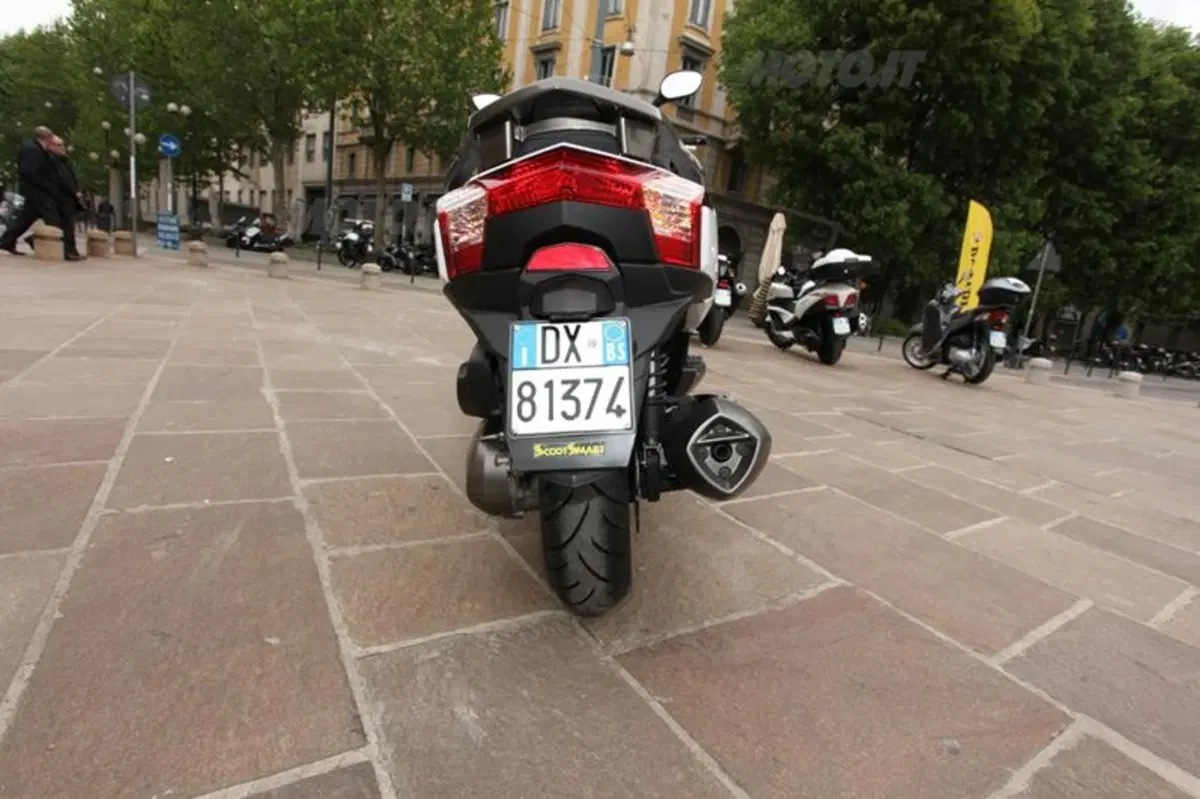 Test pneumatici. Dunlop ScootSmart (26)