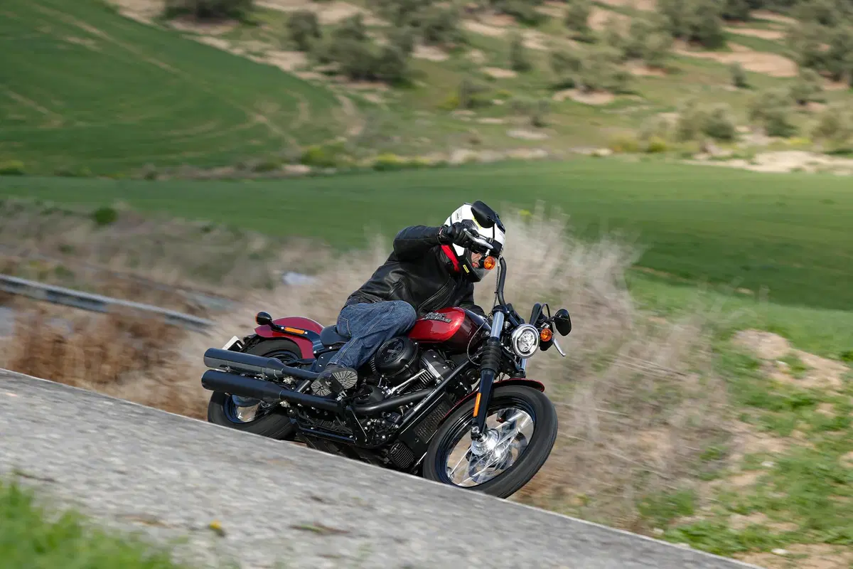 Harley-Davidson Street Bob (2)