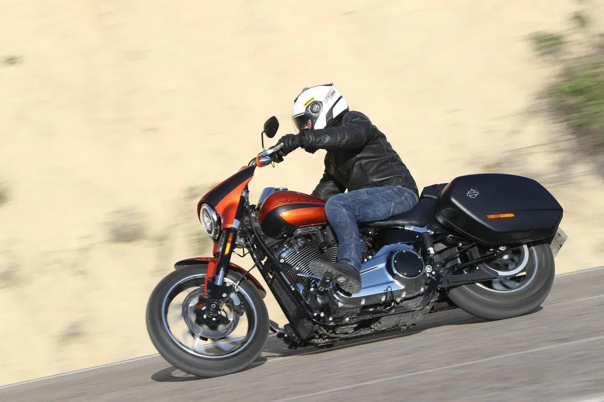 Harley Davidson Sport Glide (5)