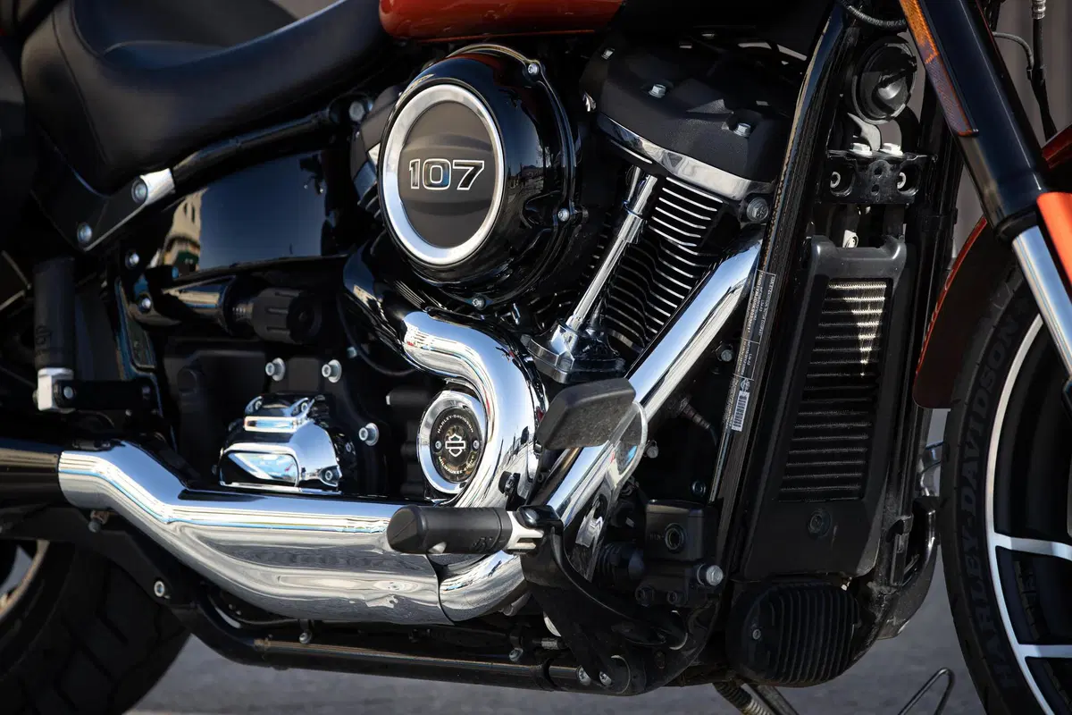 Harley Davidson Sport Glide (9)