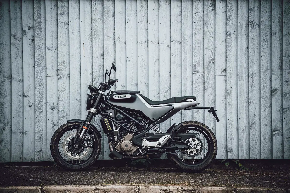 Le Husqvarna Vitpilen e Svartpilen 2020 (401 e 701) sono in vendita (18)