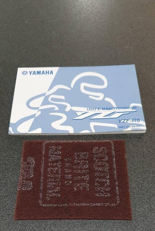 USO E MANUTENZIONE MANUALE YAMAHA YZF-R6 600