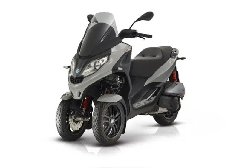 Piaggio MP3 300 ABS Hpe (2021 - 24) (3)