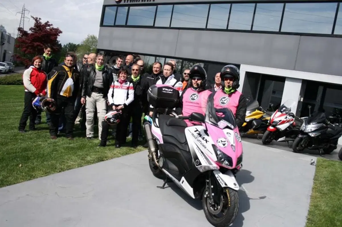 Yamaha TMax 530 Giro d'Italia: la prima tappa prende il via (16)