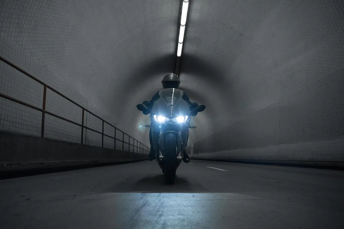 Zero SR / S. Dati, foto e prezzi della nuova moto elettrica (20)