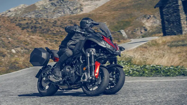 Yamaha Niken GT 2020. Nuovi colori e formula Easy GO