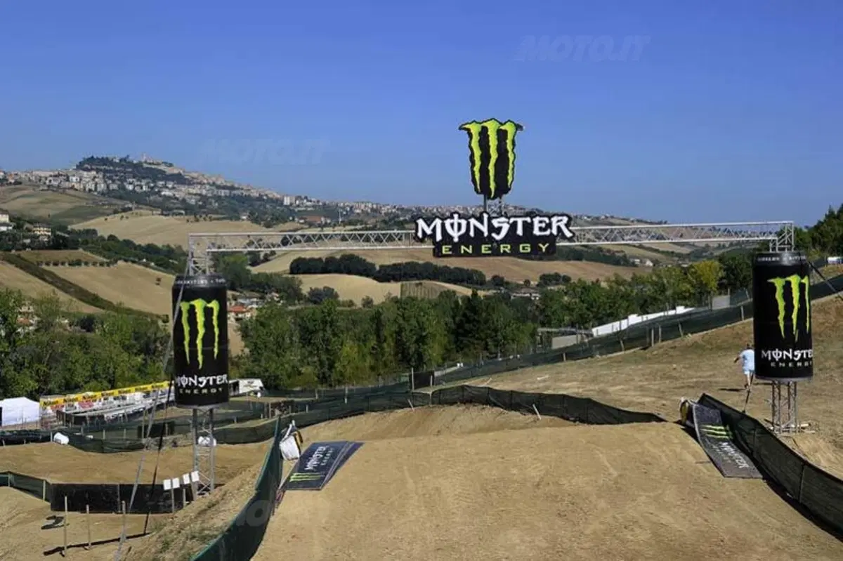 Motocross. Tutti a Fermo per tifare Cairoli (4)
