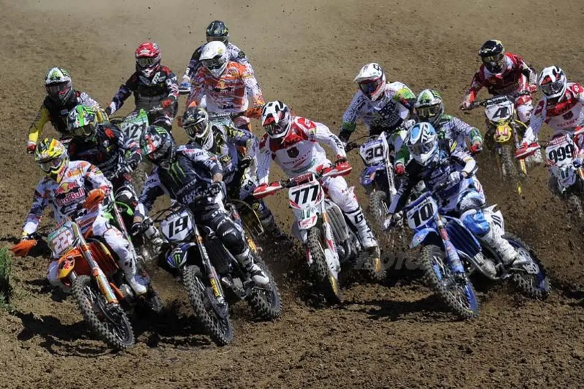 Motocross. Tutti a Fermo per tifare Cairoli (5)