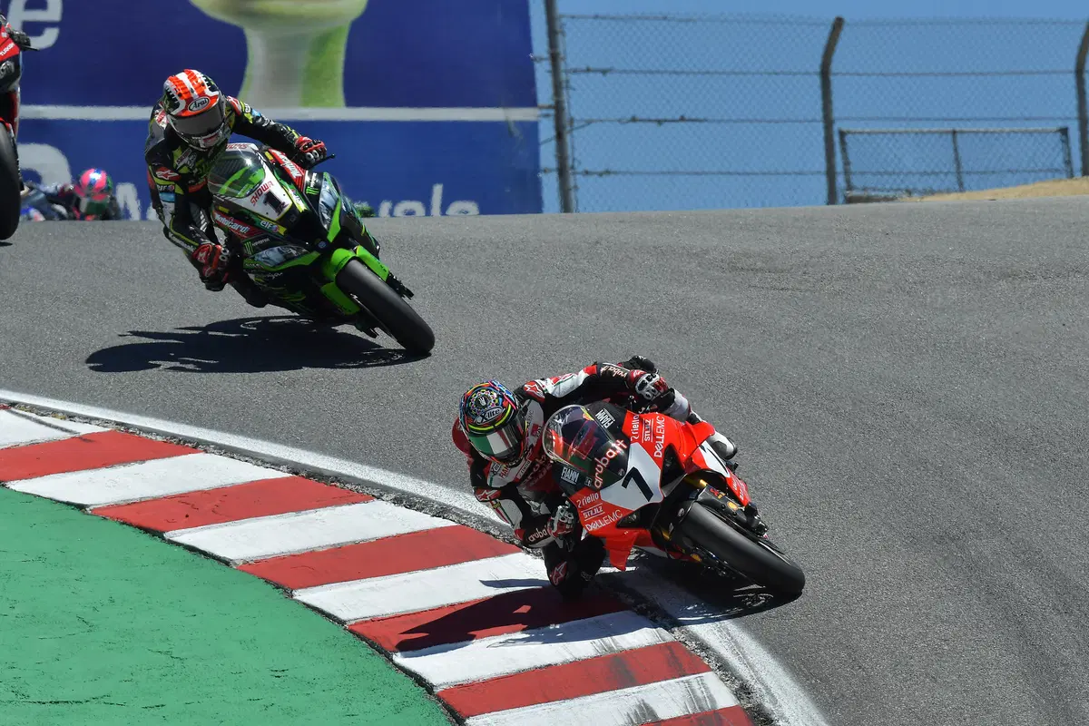 SBK 2019. Chaz Davies si impone in gara2 a Laguna Seca (2)