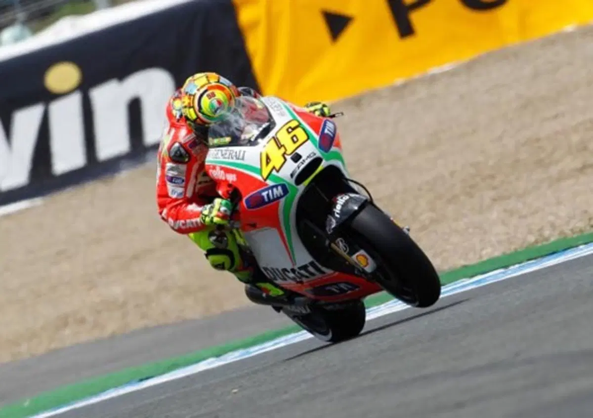 Rossi: "Continuo altri due anni in MotoGP"