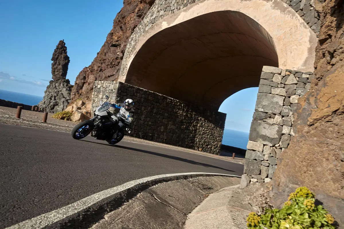 Yamaha Tracer 700 2020 TEST: intelligente non vuol dire noiosa (9)