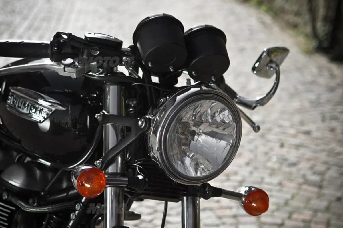 Triumph Classics  (44)