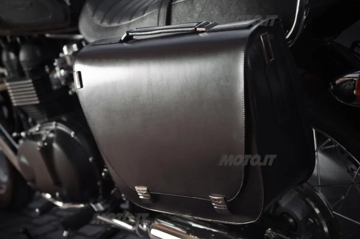 Triumph Classics  (48)