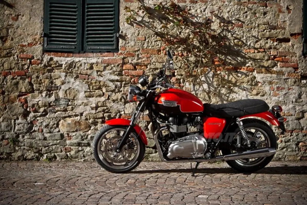 Triumph Classics  (78)