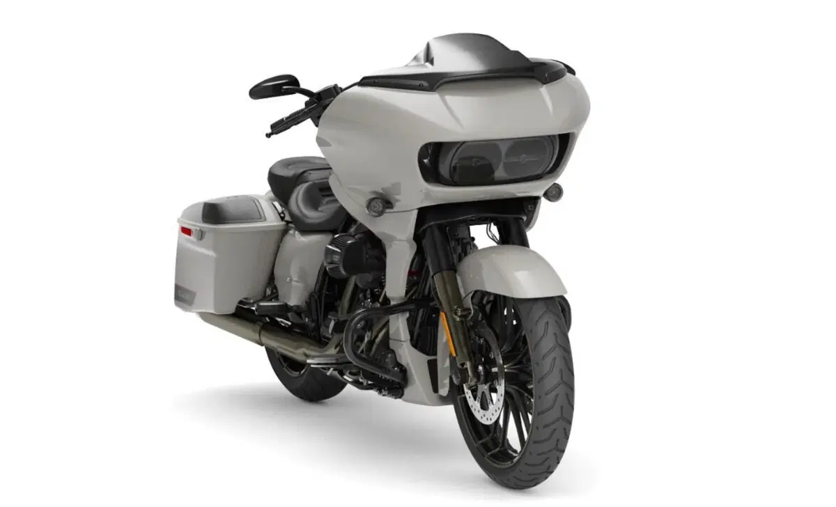 Harley-Davidson CVO - Custom Vehicle Operations 117 Road Glide (2020) (11)